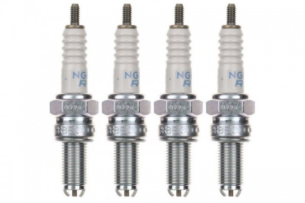 4x Zündkerze CR8EK Zündkerzen Set 4 Stück für Motorrad / Roller / Scooter